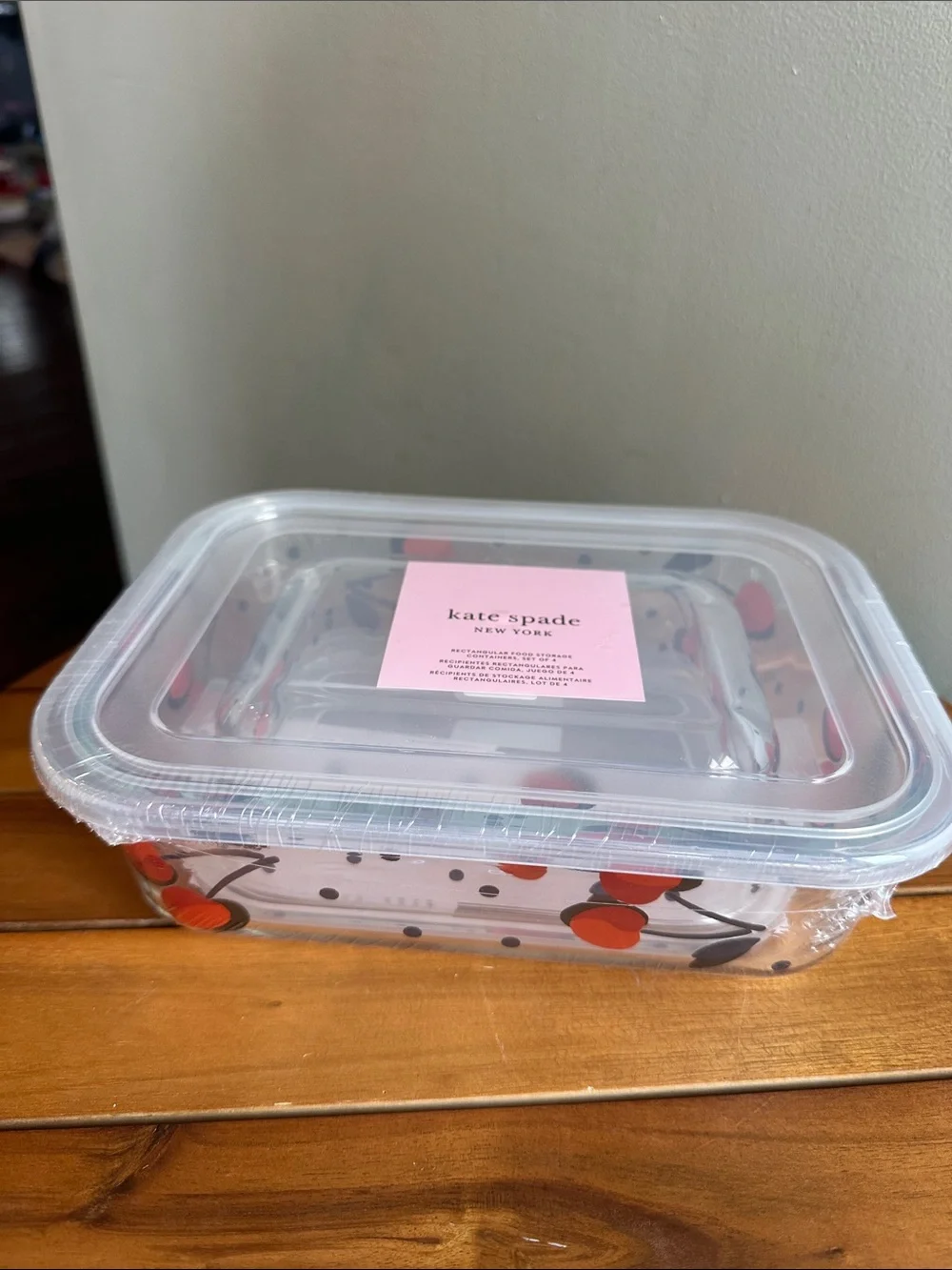 Nwt Kate spade vintage cherry dot rectangular food storage containers